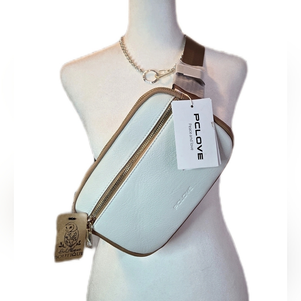 NWT White and Tan Women's Bag